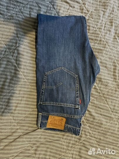 Джинсы levis 502