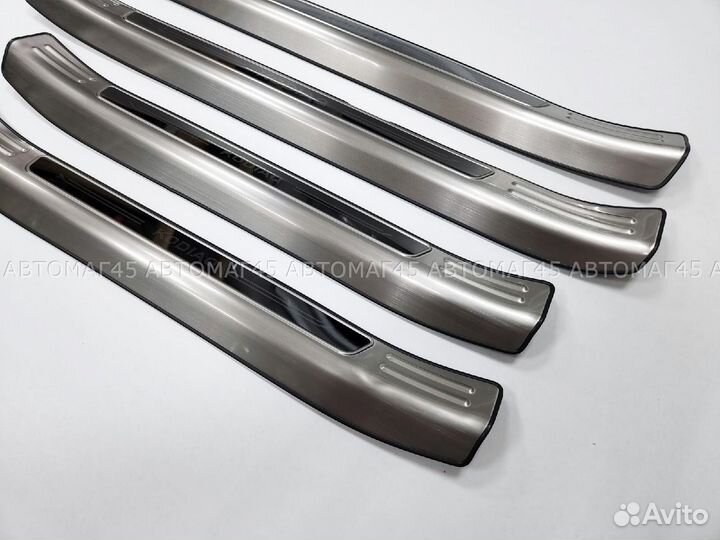 Накладки на пороги широкие Skoda Kodiaq 4шт