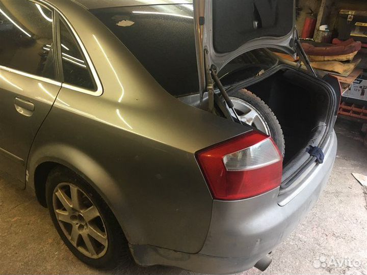 Фонарь задний левый Audi A4 B6 2000-2004 седан 2