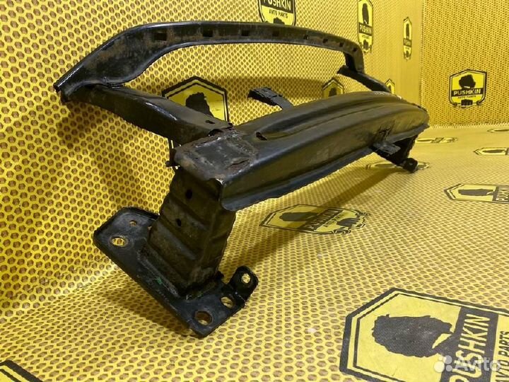 Усилитель переднего бампера Volkswagen Polo