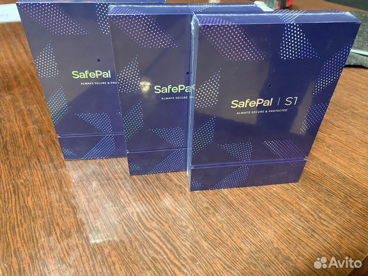 Холодный кошелек для криптовалюты Safe Pal S1