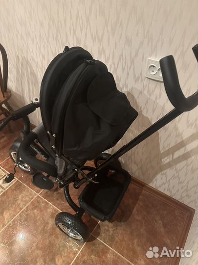 Трехколесный велосипед