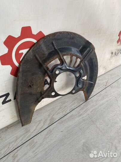 Lexus RX4 Пыльник тормозного диска