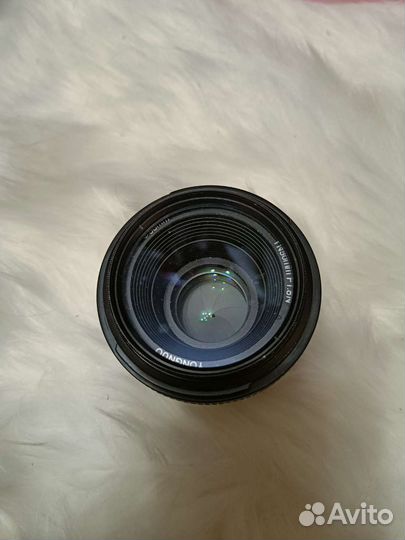 Объектив yongnuo 50mm