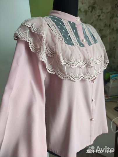 Одежда женская 42-44