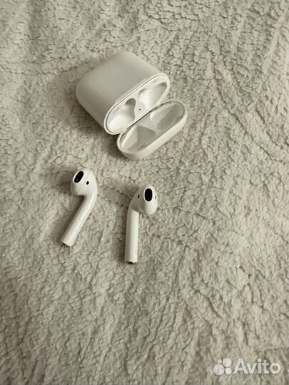 Airpods 1