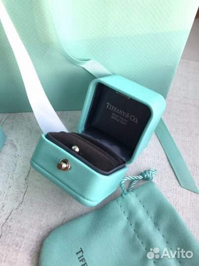 Коробка ддя обручальных колец tiffany