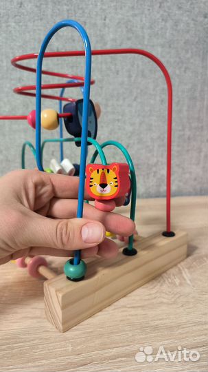 Деревянный лабиринт со счетами