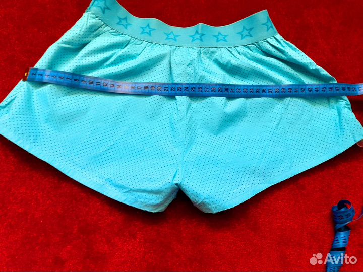 Спортивные женские шорты