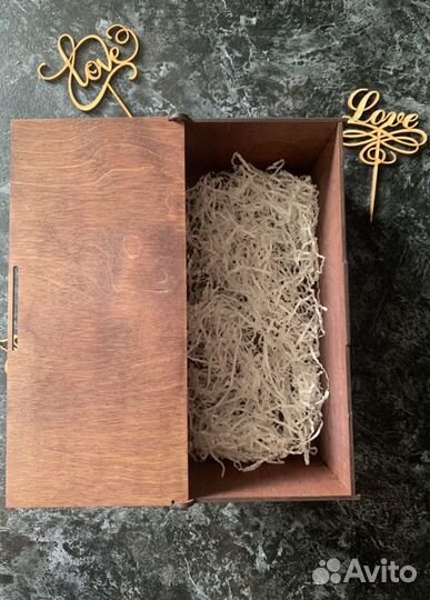 Коробка подарочная