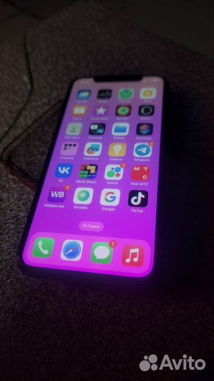 iPhone X, 64 ГБ