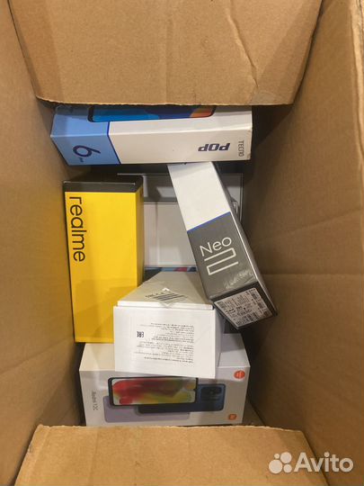 Лот коробок от смартфонов 10 шт