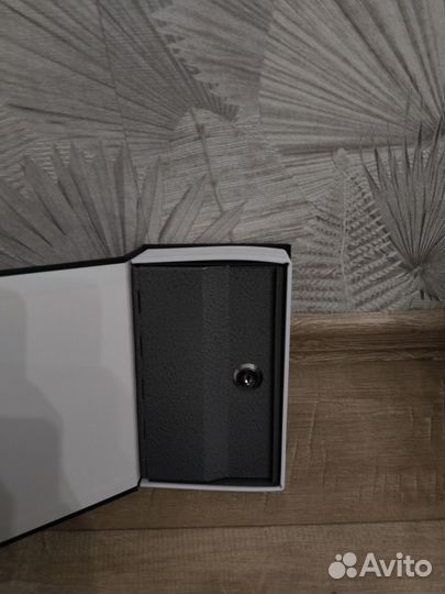 Книга сейф 18х11.5х5.5 см