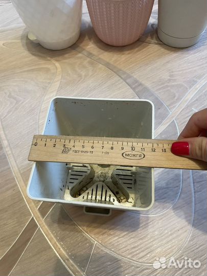 Кашпо для цветов пластик