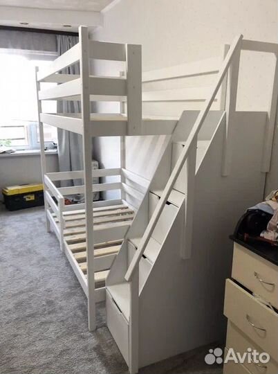 Двухъярусная кровать с лестницей комодом 160х80