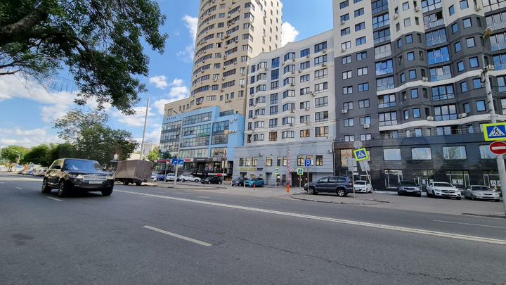 Новые панорамные окна 497 м² у 