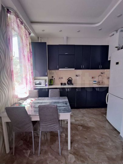 2-к. квартира, 44 м², 1/6 эт.