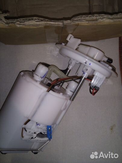 Бензонасос в сборе solaris hyundai kia 31110-4L000