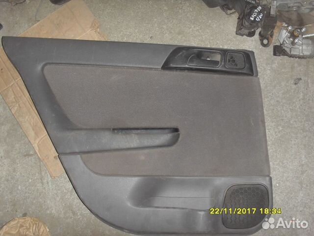 Обшивка двери 90561515 Chevrolet Viva 2004-2008