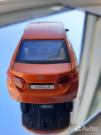 Моделька машины Toyota corolla Технопарк