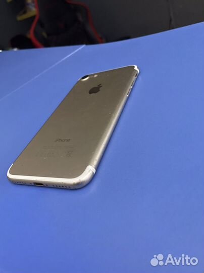 iPhone 7, 32 ГБ