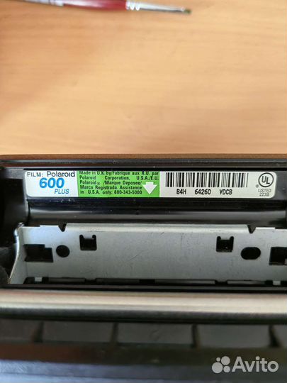 Фотоаппарат моментальный polaroid