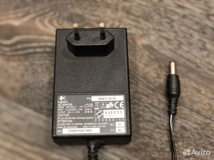 Игровой руль Logitech momo racing