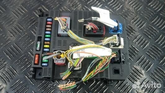 Блок комфорта citroen C4 1 (BNK06M301)