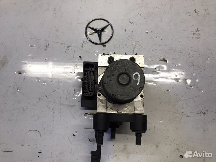 Блок абс Мерседес w212