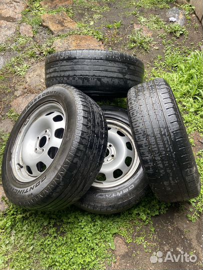 Continental ContiCrossContact LX 215/65 R16 98H