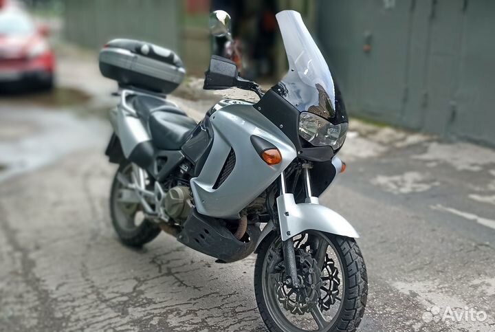 Honda XL1000V Varadero 2002