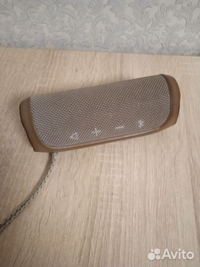 Колонка jbl flip 4