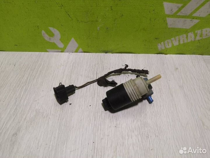 Насос омывателя Фольксваген Гольф 3 Венто