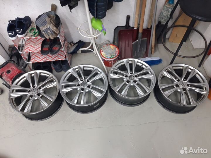 Диски infiniti r 18
