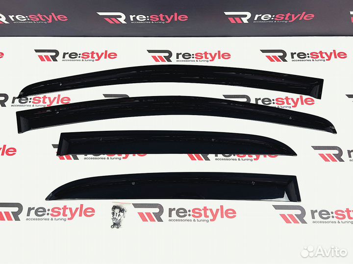 Ветровики Toyota Vitz 90