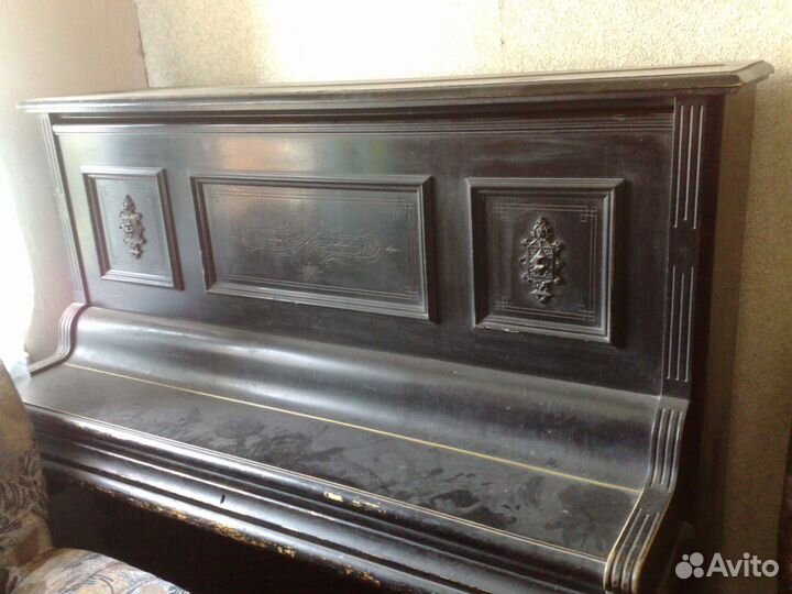 Антиквариат пианино черное