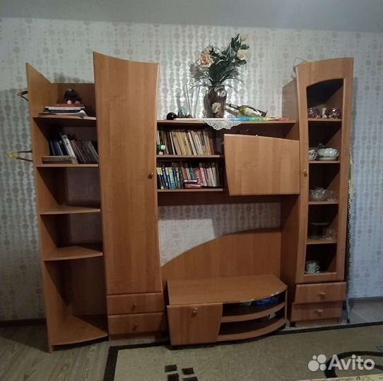 Стенка в гостиную бу