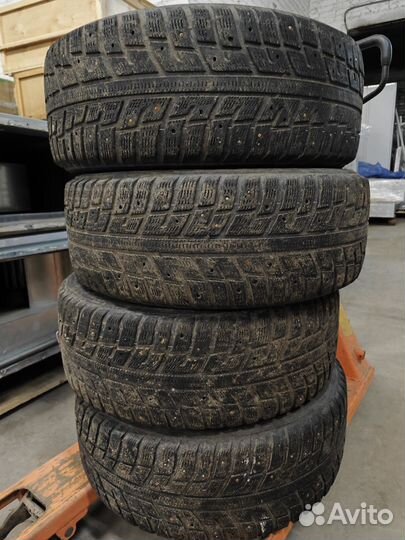 Kumho I'Zen KW22 215/55 R17 98T