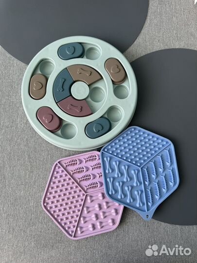 Умная кормушка, лизательные коврики