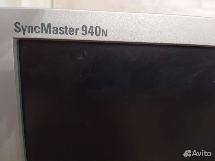 Монитор Samsung syncmaster 940n