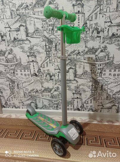 Самокат детский трехколесный бу