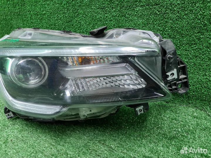 Фара правая Subaru Outback