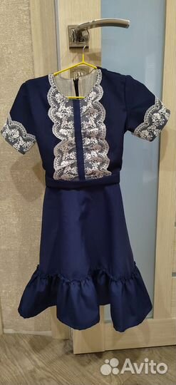 Продаю одежду для девочки