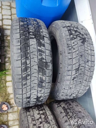 Bridgestone Blizzak DM-V1 245/65 R17 107R