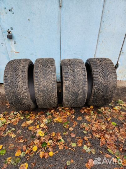 Nokian Tyres Hakkapeliitta R3 SUV 275/40 R21 и 295/35 R21