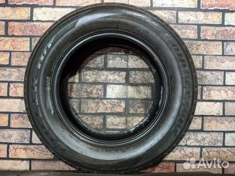 Bridgestone Dueler H/P Sport 215/65 R16