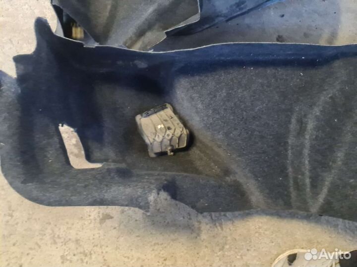 Обшивка багажника renault megane 2 рено меган 2