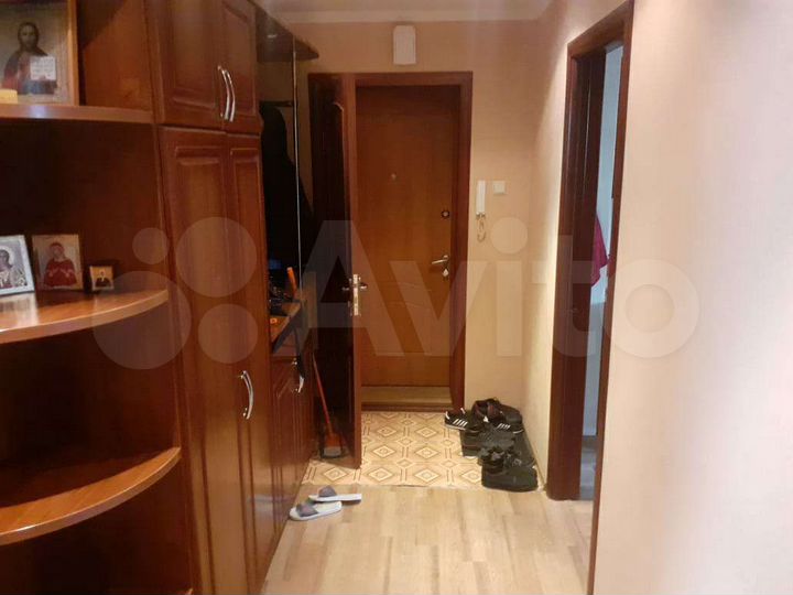 2-к. квартира, 54 м², 3/10 эт.