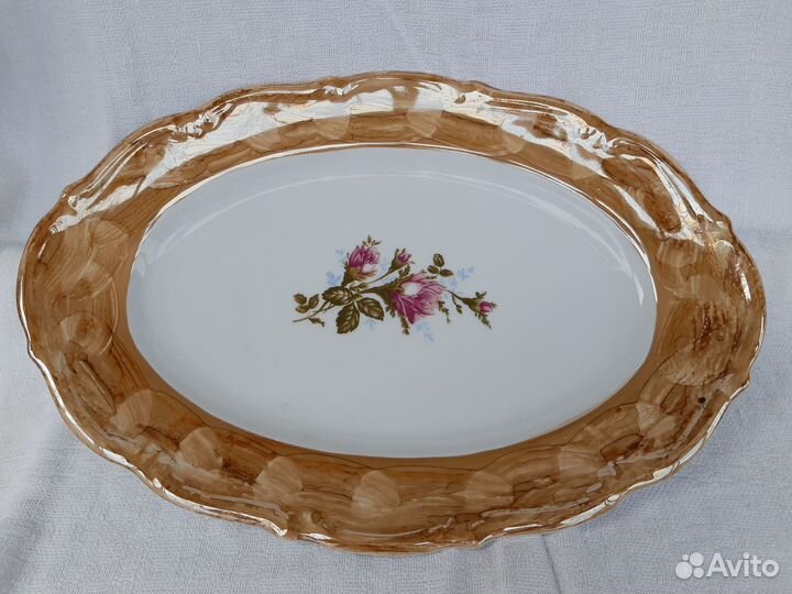 Блюда фарфоровые