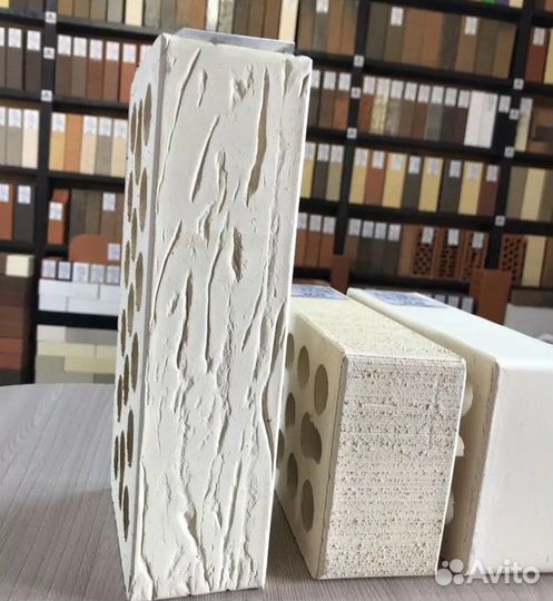 Кирпич лицевой пустотелый